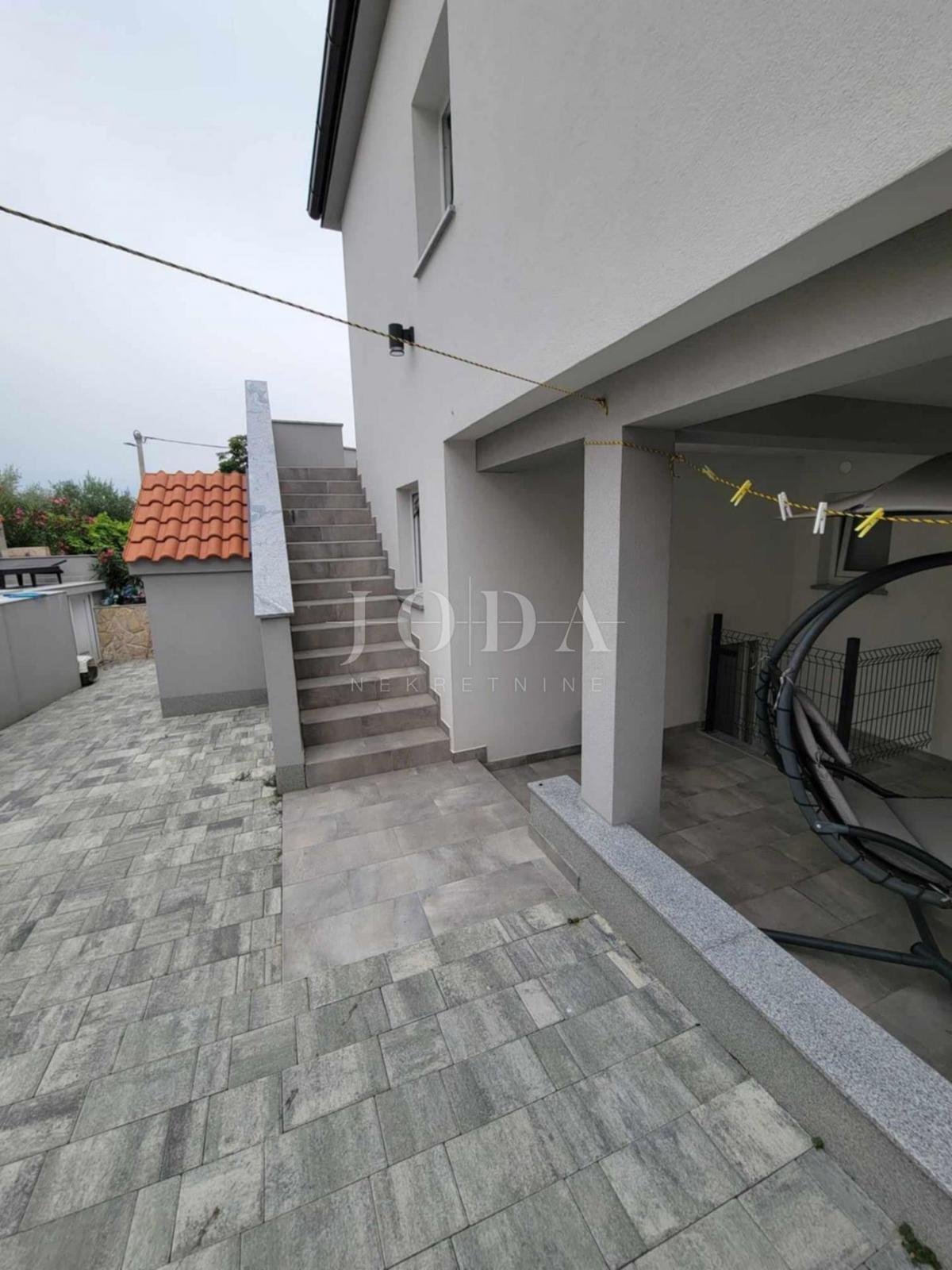 Casa In vendita - PRIMORSKO-GORANSKA KRK