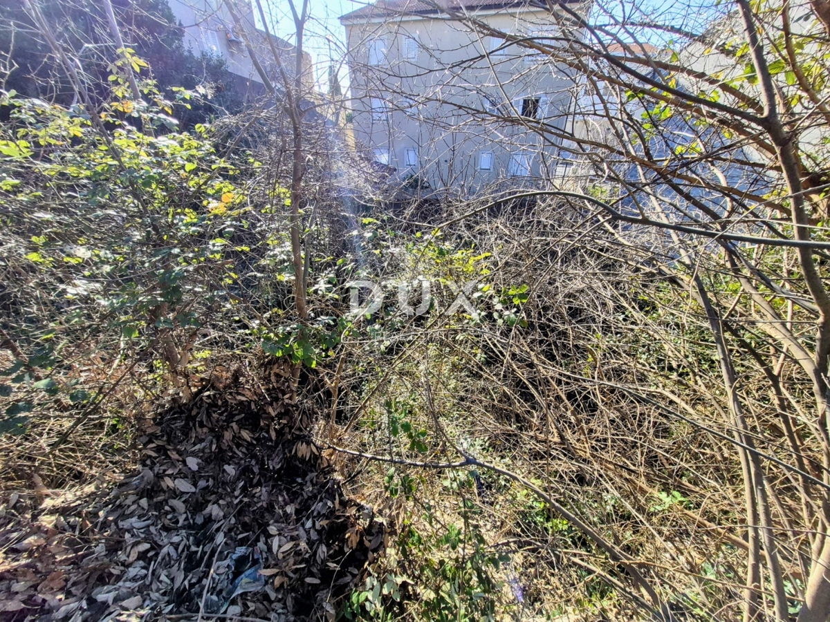 Zemljište Na prodaju - PRIMORSKO-GORANSKA NOVI VINODOLSKI