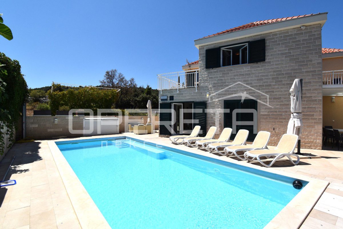 Haus Zu verkaufen - SPLITSKO-DALMATINSKA BRAČ