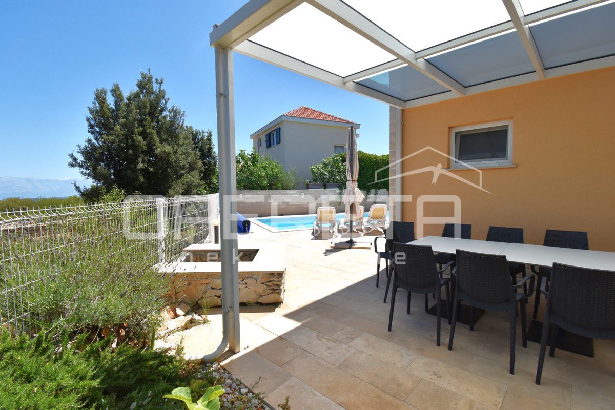 Haus Zu verkaufen - SPLITSKO-DALMATINSKA BRAČ
