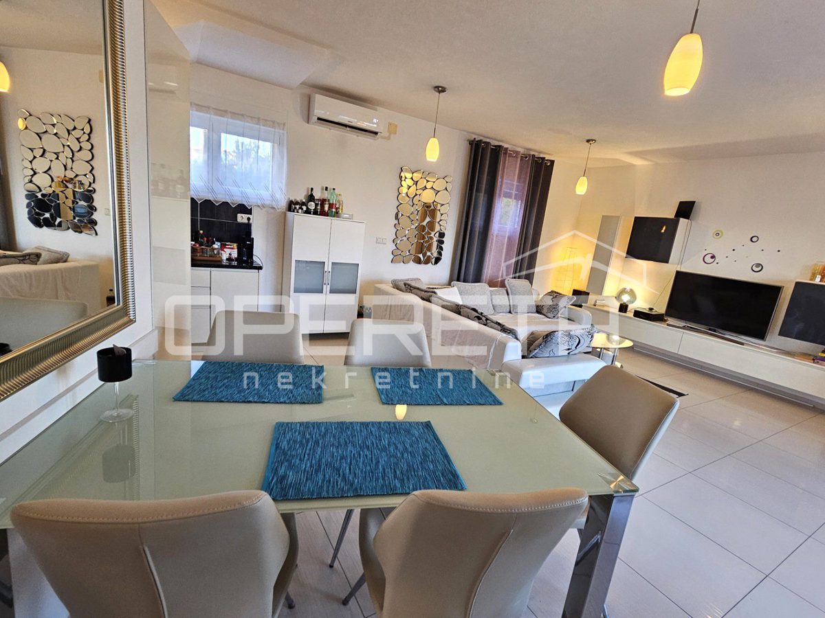 Apartment Zu verkaufen - SPLITSKO-DALMATINSKA ČIOVO