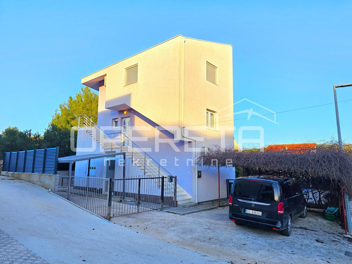 Apartment Zu verkaufen - SPLITSKO-DALMATINSKA ČIOVO