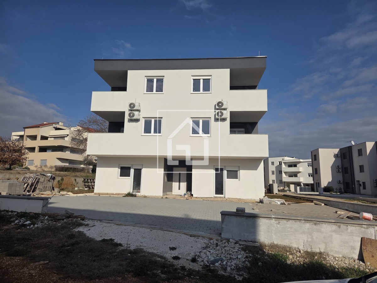 Casa In vendita - Istarska Medulin - foto 1/16
