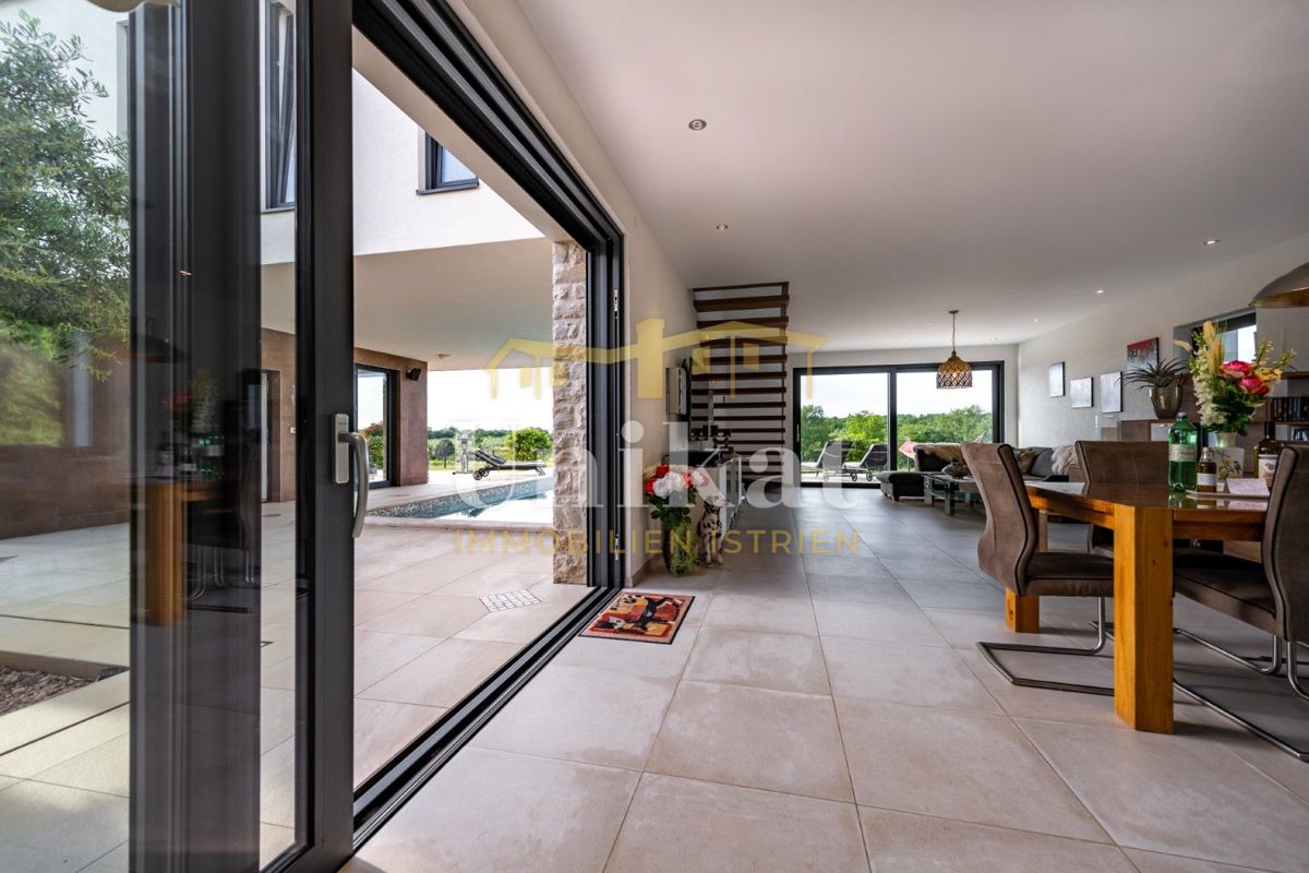 House For sale - ISTARSKA NOVIGRAD