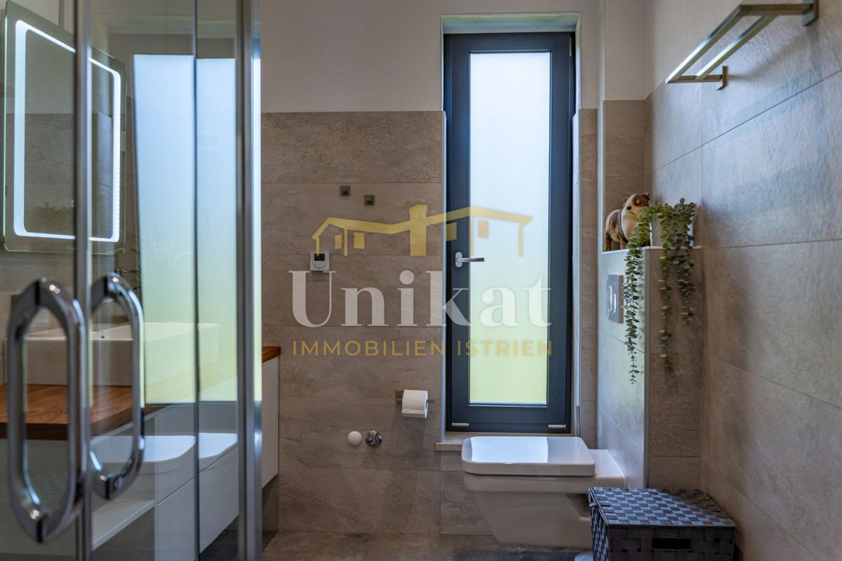 House For sale - ISTARSKA NOVIGRAD