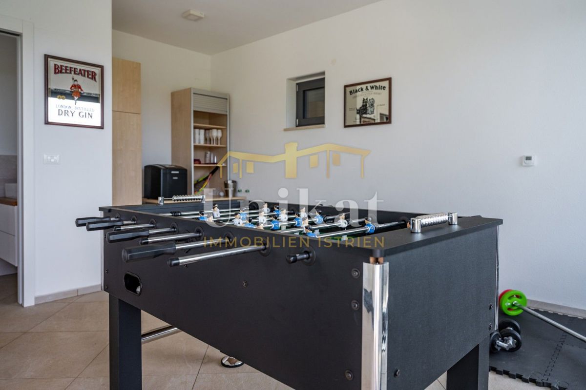House For sale - ISTARSKA NOVIGRAD