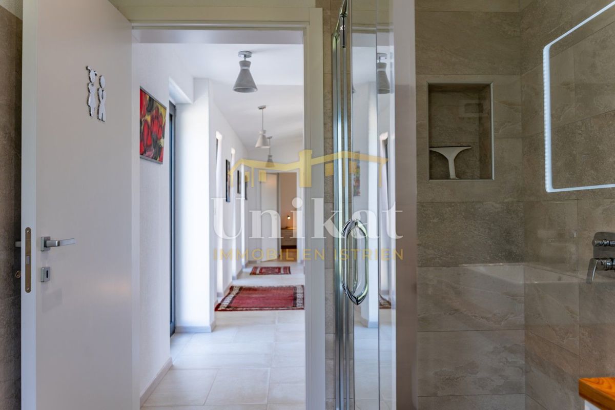 House For sale - ISTARSKA NOVIGRAD