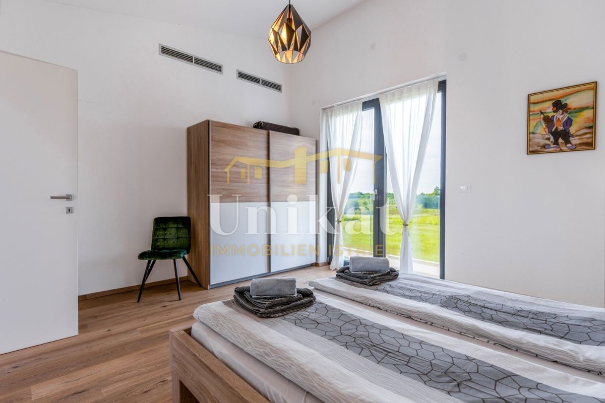 House For sale - ISTARSKA NOVIGRAD