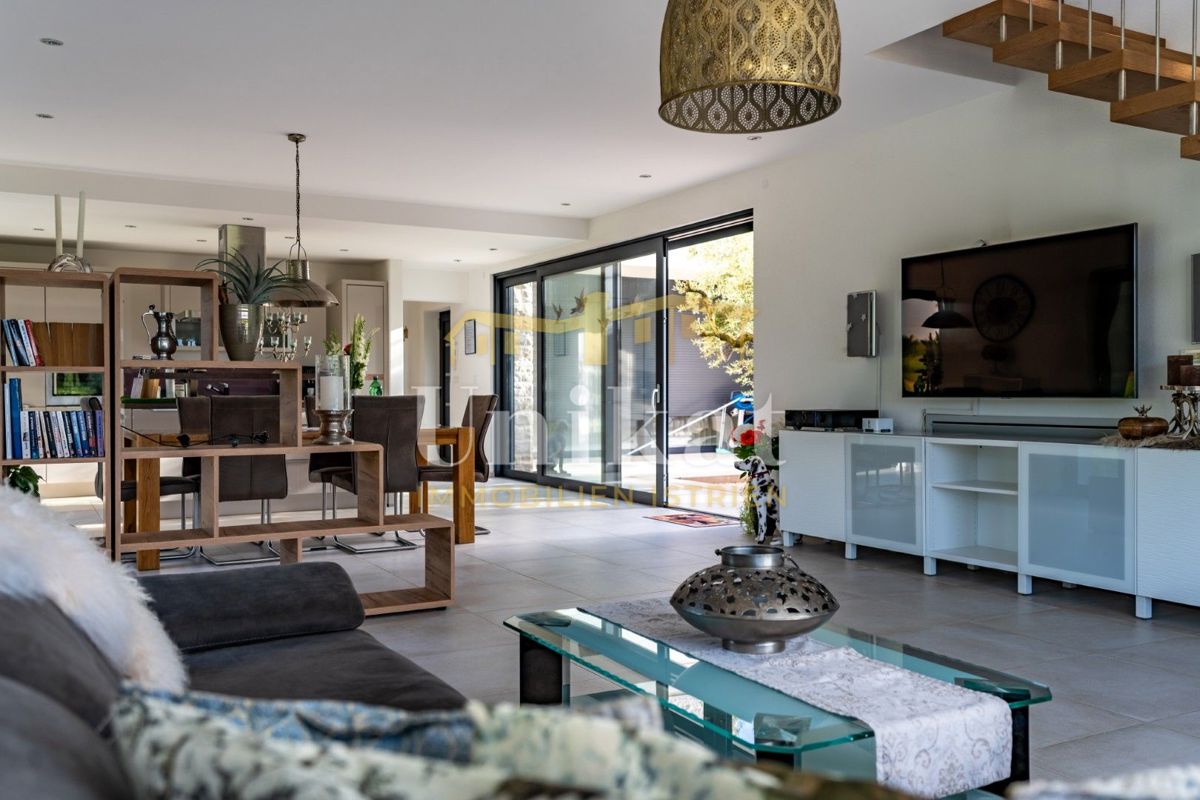 House For sale - ISTARSKA NOVIGRAD