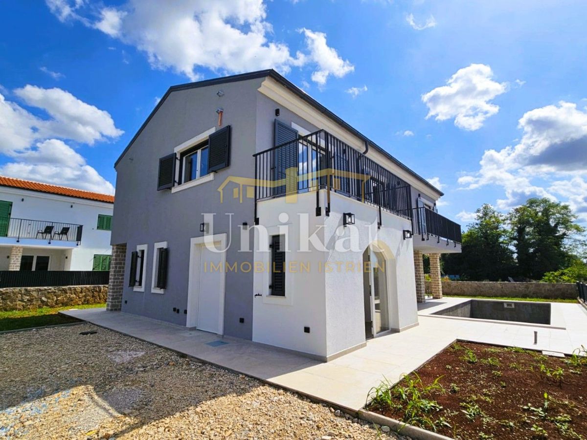 Haus Zu verkaufen - Istarska Višnjan - foto 1/40