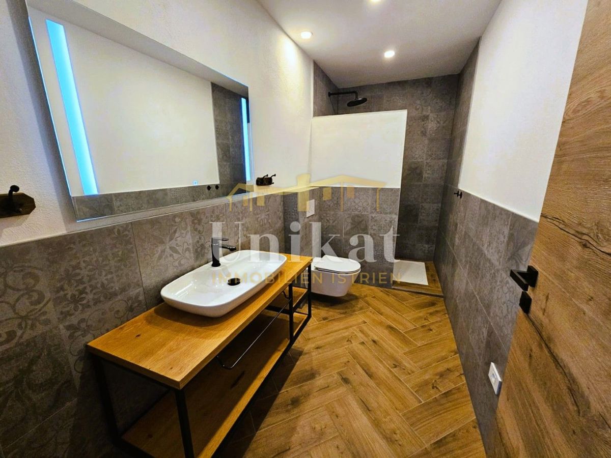 Haus Zu verkaufen - ISTARSKA VIŠNJAN