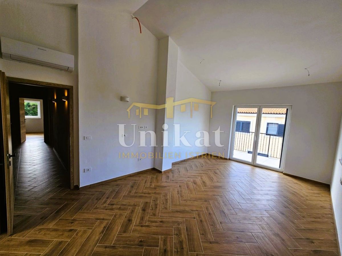 Haus Zu verkaufen - ISTARSKA VIŠNJAN