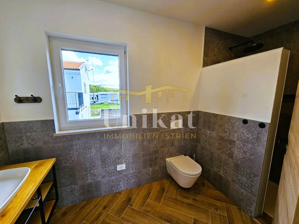 Haus Zu verkaufen - ISTARSKA VIŠNJAN