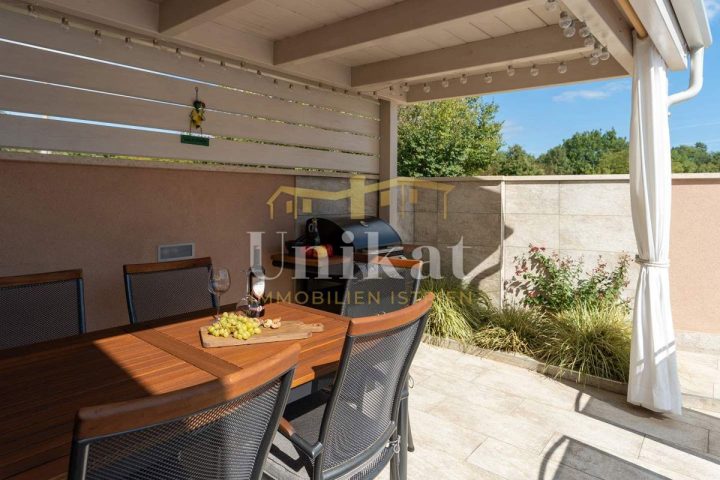 Haus Zu verkaufen - Istarska Poreč - foto 2/31