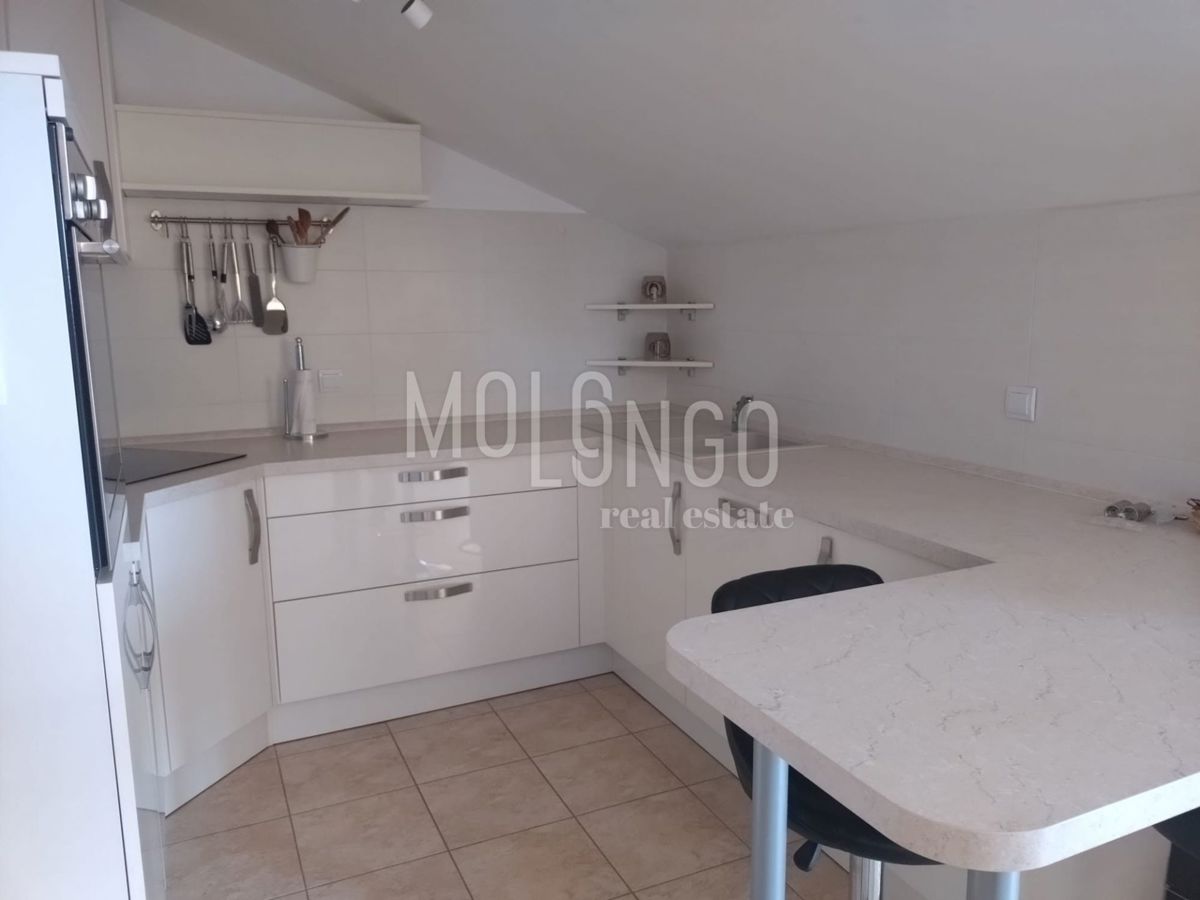 Apartment Zu verkaufen - PRIMORSKO-GORANSKA LOVRAN