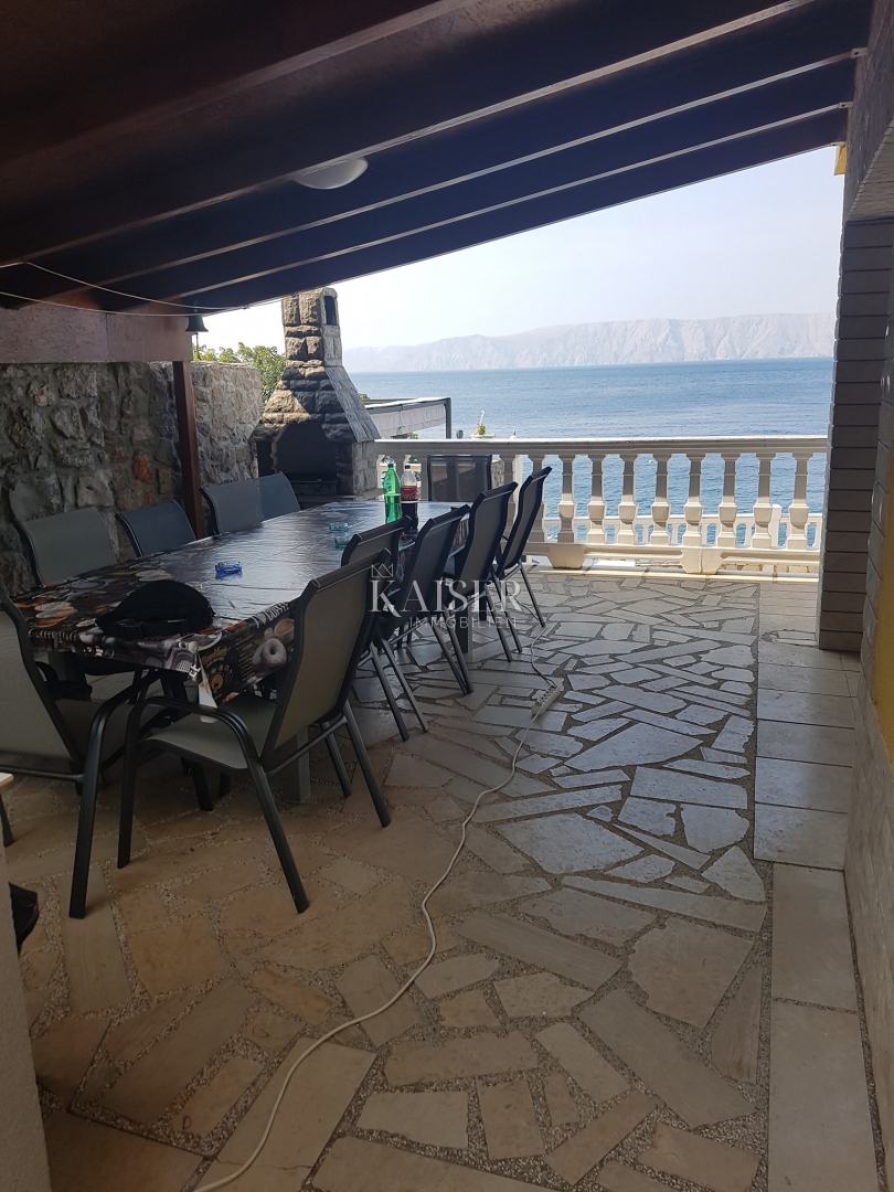 House For sale - PRIMORSKO-GORANSKA NOVI VINODOLSKI