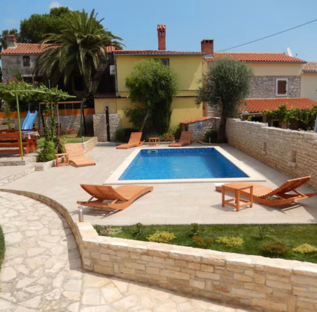 Haus Zu verkaufen - Istarska Ližnjan - foto 2/18