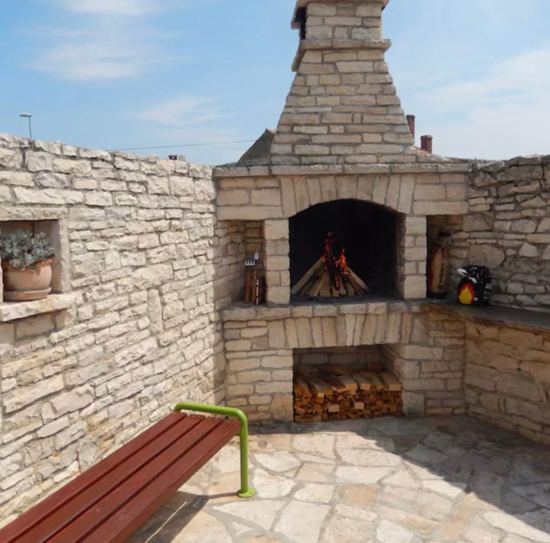 Haus Zu verkaufen - ISTARSKA LIŽNJAN