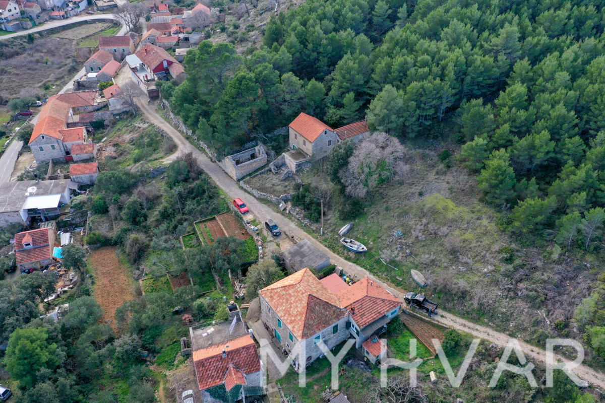 Zemljište Na prodaju - SPLITSKO-DALMATINSKA STARI GRAD