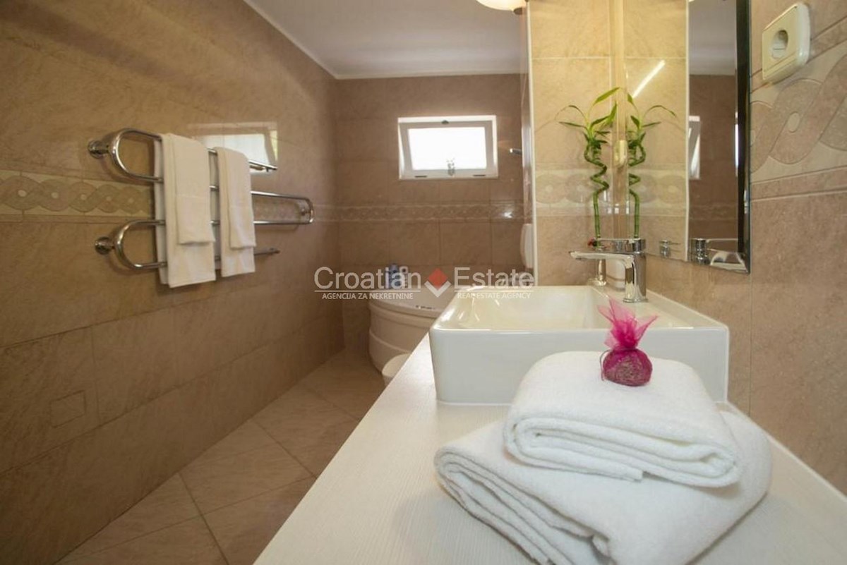 Appartement À louer - SPLITSKO-DALMATINSKA SPLIT