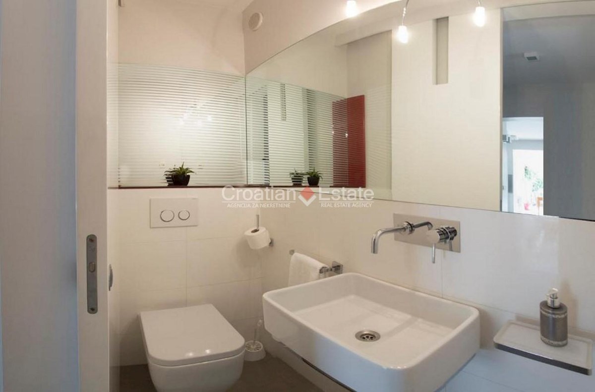 Appartement À louer - SPLITSKO-DALMATINSKA SPLIT