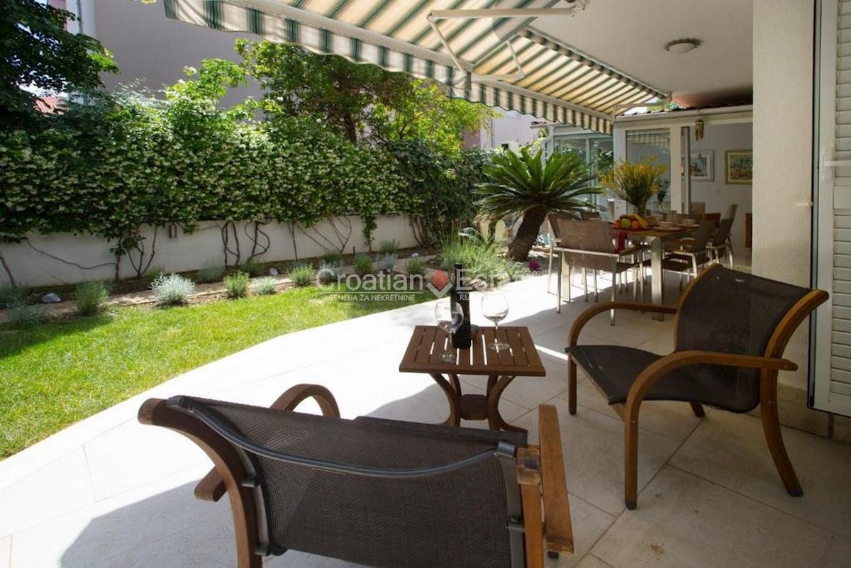 Appartement À louer - SPLITSKO-DALMATINSKA SPLIT