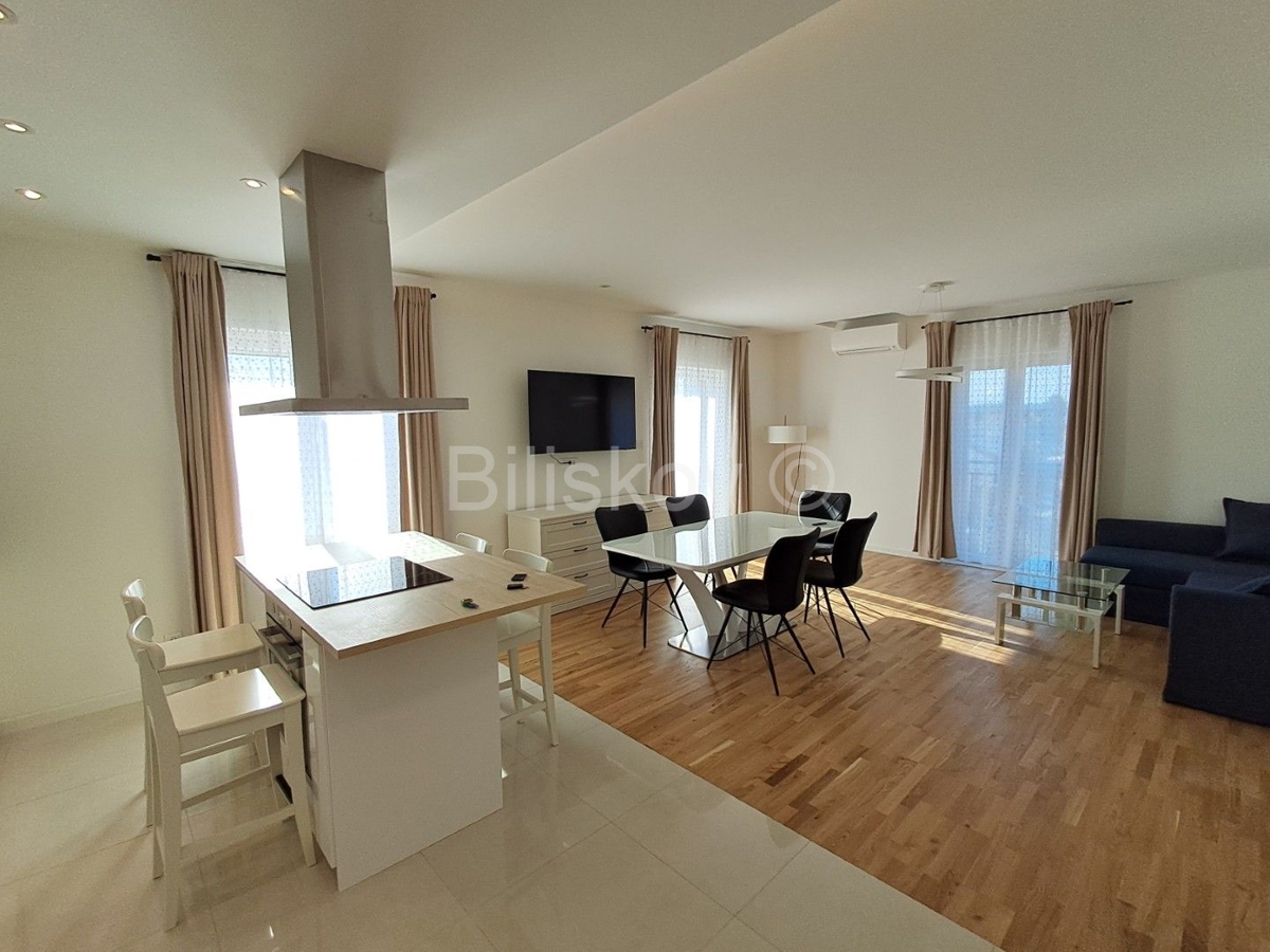 Flat For rent - SPLITSKO-DALMATINSKA SPLIT
