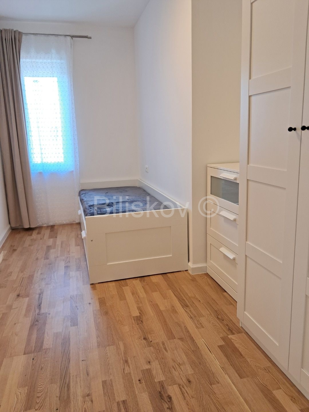 Flat For rent - SPLITSKO-DALMATINSKA SPLIT