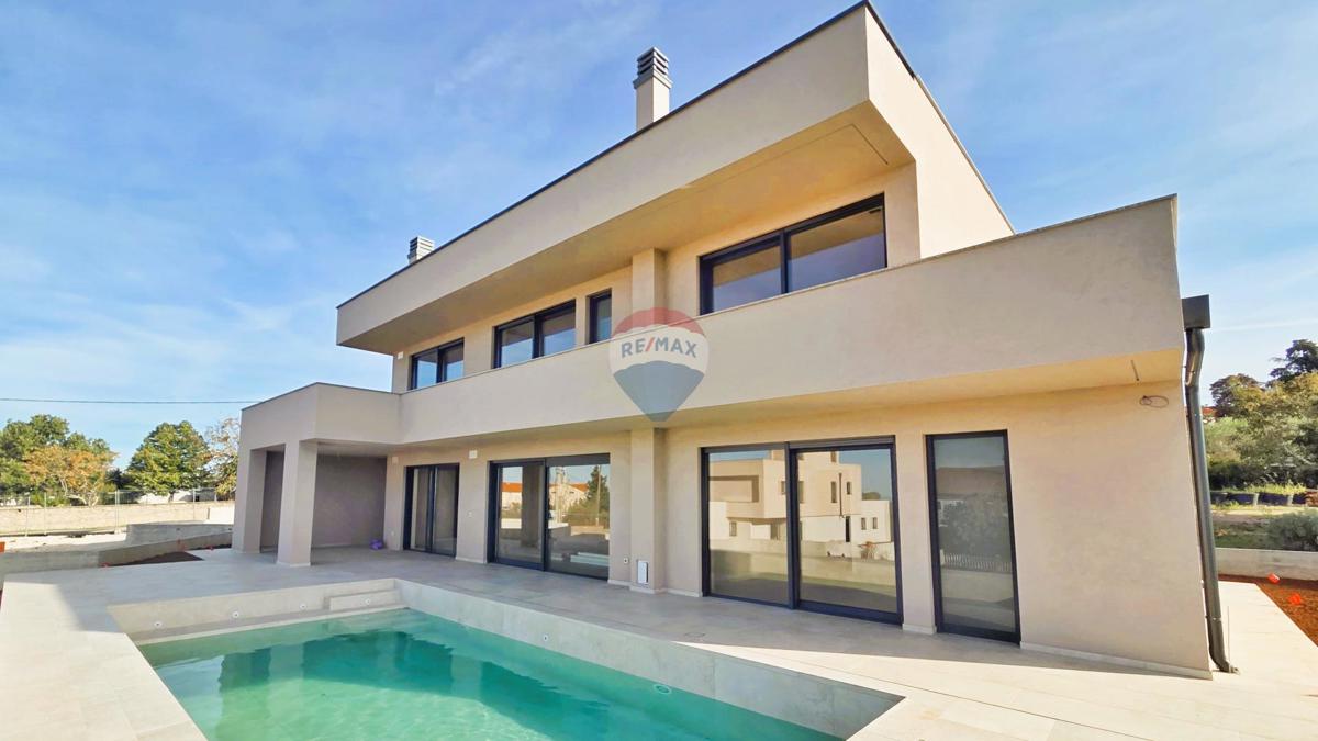 House For sale - Istarska Poreč - foto 1/44
