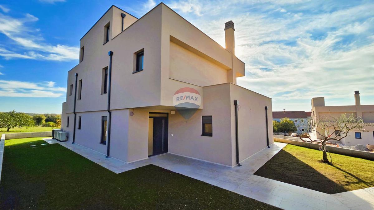 House For sale - ISTARSKA POREČ