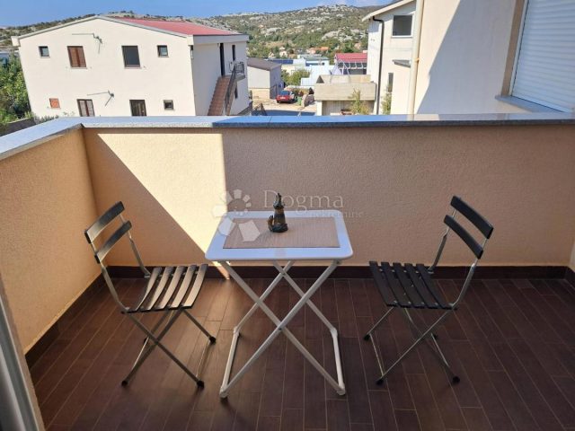 Flat for sale 55 m² – Karlobag