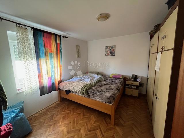Kuća Na prodaju - PRIMORSKO-GORANSKA CRIKVENICA