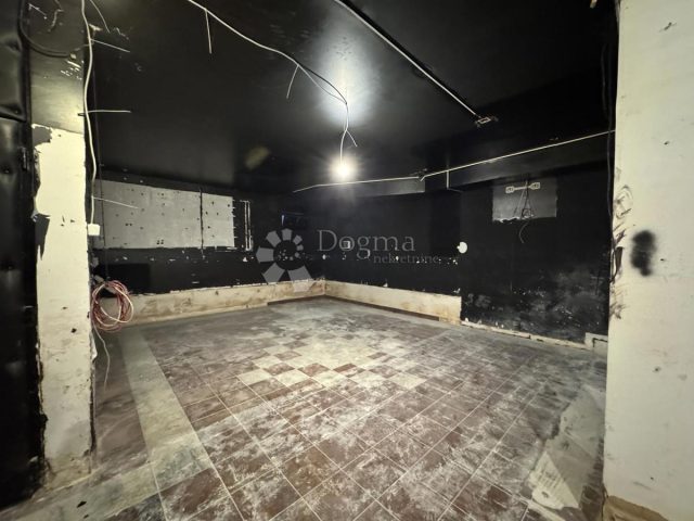 Gewerbefläche zu verkaufen 263 m² – Krk