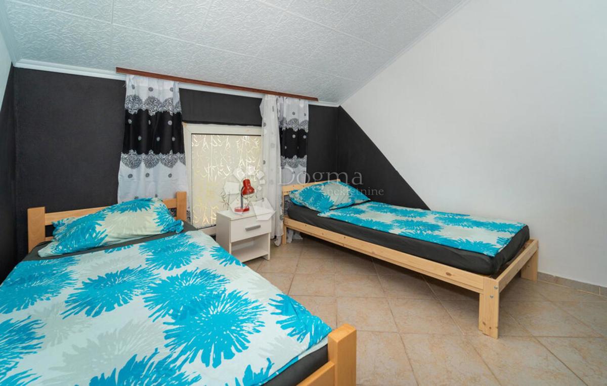 House For sale - ZADARSKA BENKOVAC