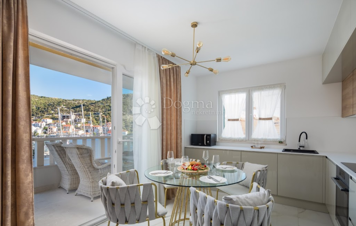 Apartmán Na prodej - SPLITSKO-DALMATINSKA MARINA