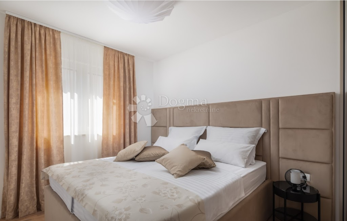Apartmán Na prodej - SPLITSKO-DALMATINSKA MARINA