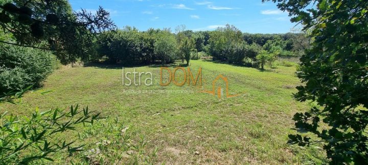 Grundstück zu verkaufen 1090 m² – Medulin