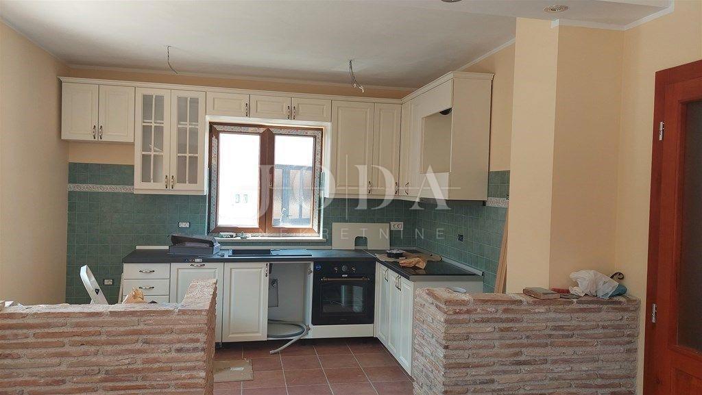 Casa In vendita - ISTARSKA PAZIN