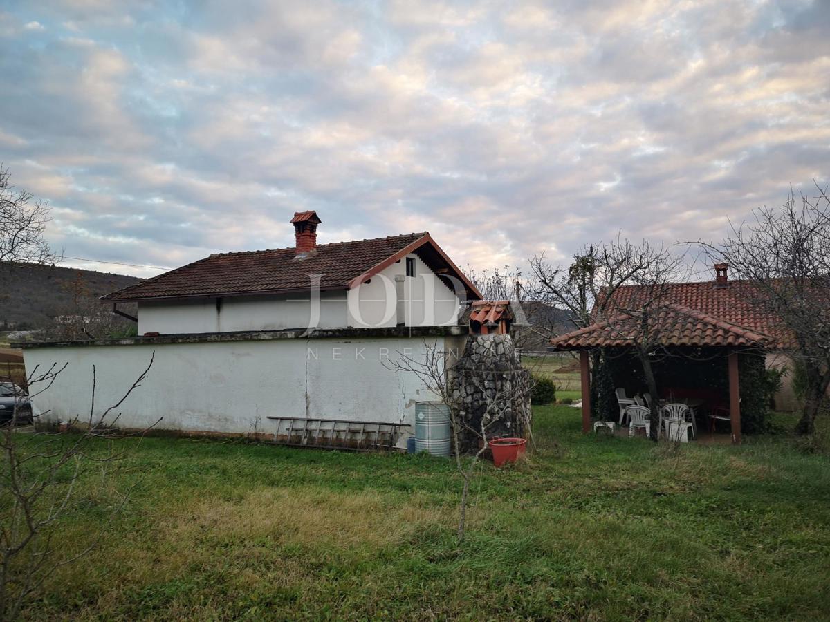 Dom Na sprzedaż - Istarska Lupoglav - foto 2/8