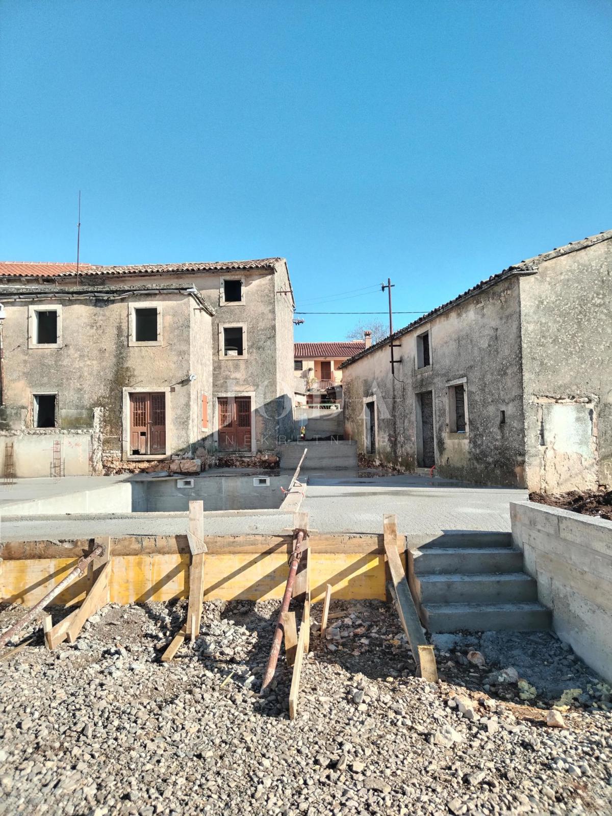House For sale - Istarska Barban - foto 1/8