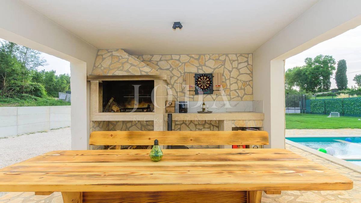 Haus Zu verkaufen - ISTARSKA SVETVINČENAT