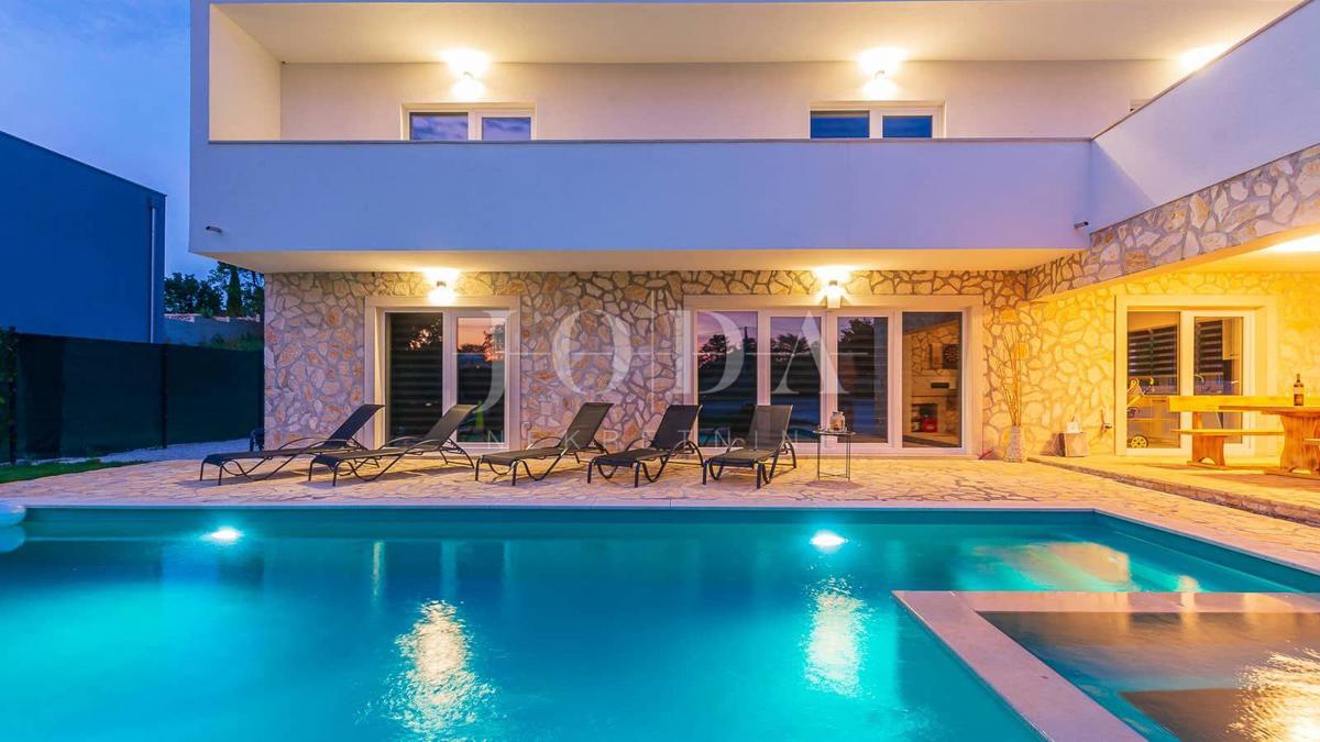 Haus Zu verkaufen - ISTARSKA SVETVINČENAT