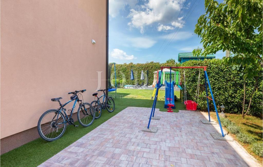 Haus Zu verkaufen - ISTARSKA MARČANA