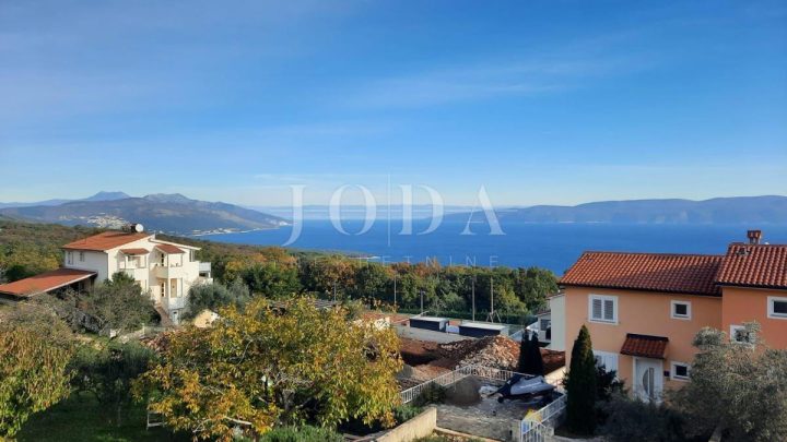 Hiša na predaj 200 m² – Raša