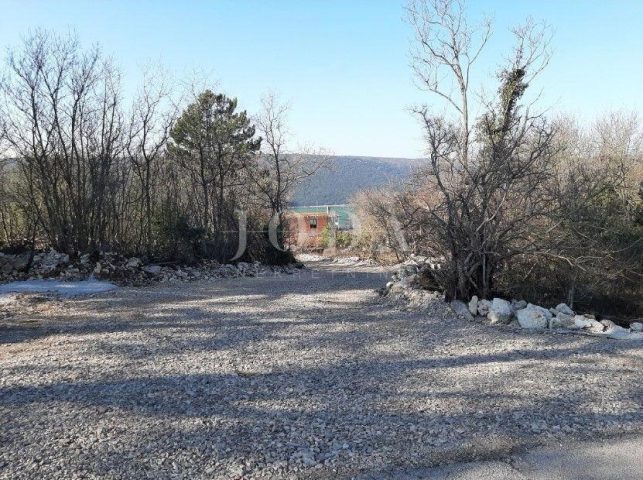 Terreno in vendita 1064 m² – Raša