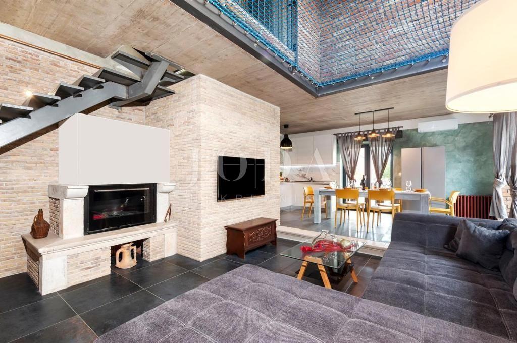 Maison À vendre - ISTARSKA KANFANAR