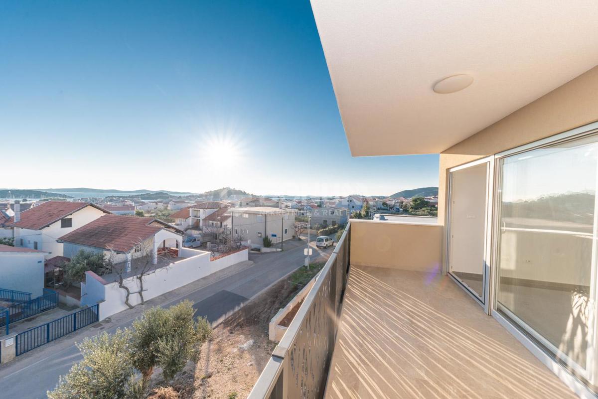 Apartma Na predaj - šibensko-kninska Tribunj - foto 1/17