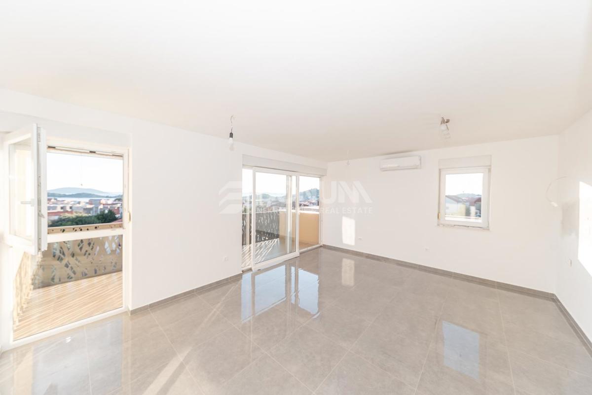 Apartma Na predaj - ŠIBENSKO-KNINSKA TRIBUNJ