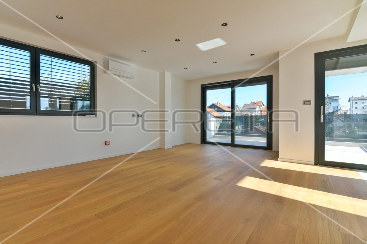 Flat For rent - Grad Zagreb Zagreb - foto 2/16