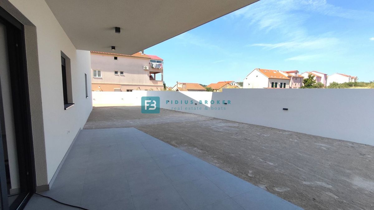 Flat For sale - ŠIBENSKO-KNINSKA VODICE